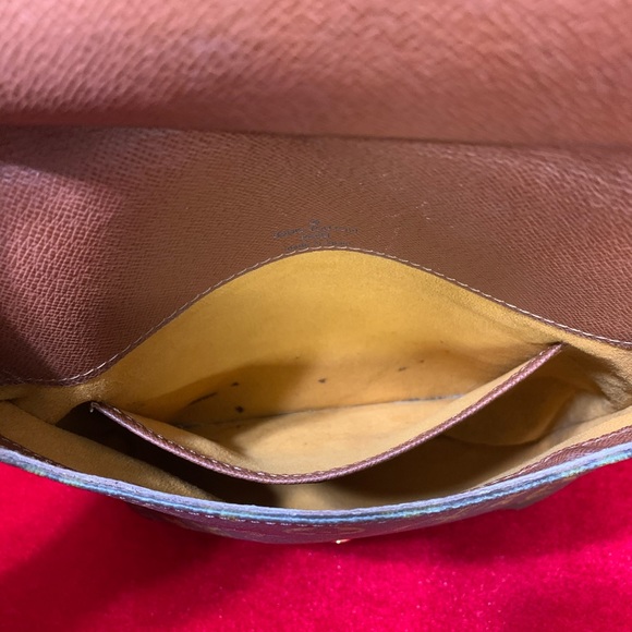 Authentic Louis Vuitton Salsa crossbody bag - Picture 5 of 11